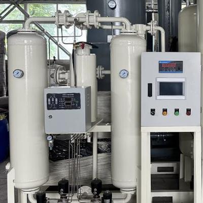 Endüstriyel kullanım için 8-10 yıllık ömrü olan PSA Oksijen Jeneratörü 220V/50Hz güç kaynağı ve 5-45°C çalışma sıcaklığı