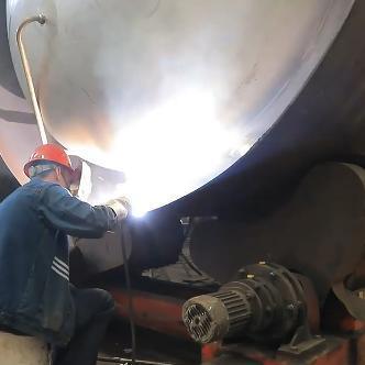 500L-30000L Ham Petrol Depolama Tankı 16bar Basınç Tahliye Valfi ile